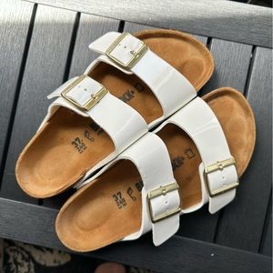 White Patent Birkoflor Birkenstock Arizona Sandals, Light Gold Buckles 37 Reg